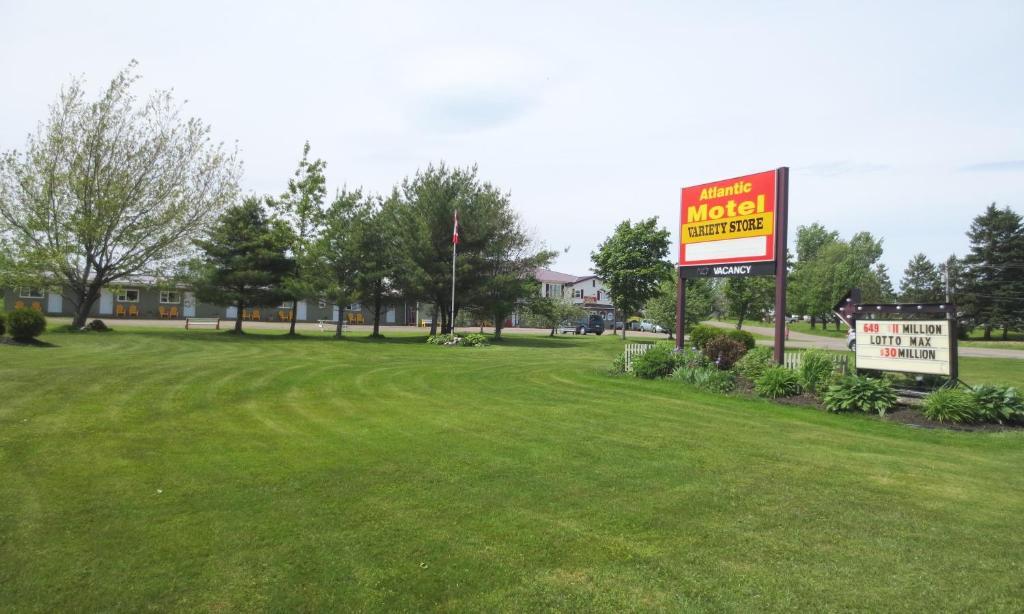 Atlantic Motel Berrys Mills Exterior photo